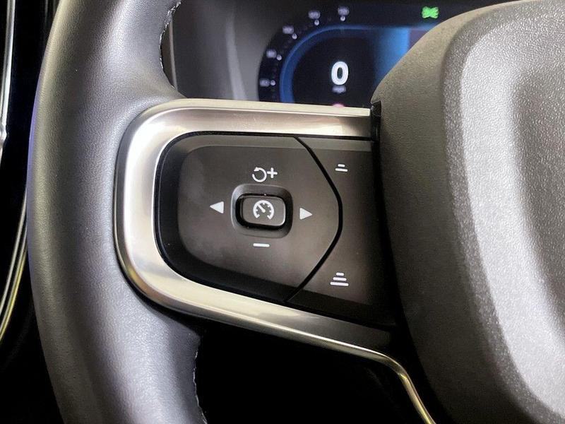 Used Volvo XC40 2022 for sale - 76557440: Photo 16