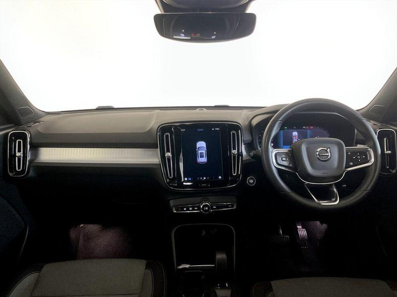 Used Volvo XC40 2022 for sale - 76557440: Photo 3