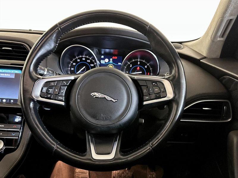 Used Jaguar F-Pace 2019 for sale - 76494650: Photo 16