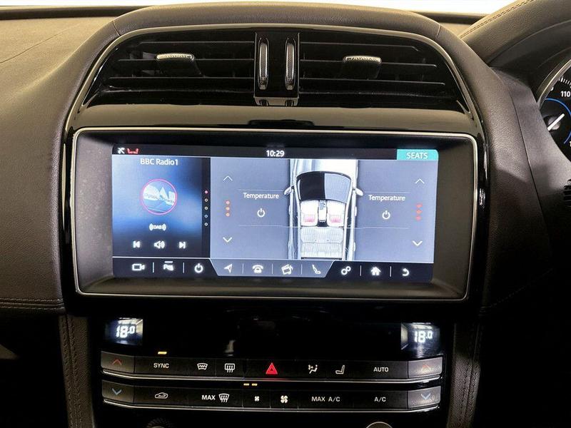 Used Jaguar F-Pace 2019 for sale - 76494650: Photo 23