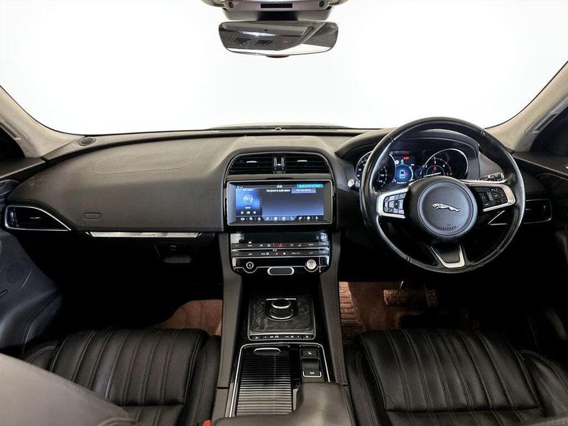 Used Jaguar F-Pace 2019 for sale - 76494650: Photo 3