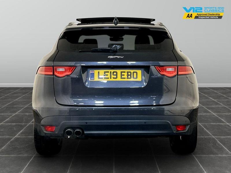 Used Jaguar F-Pace 2019 for sale - 76494650: Photo 9