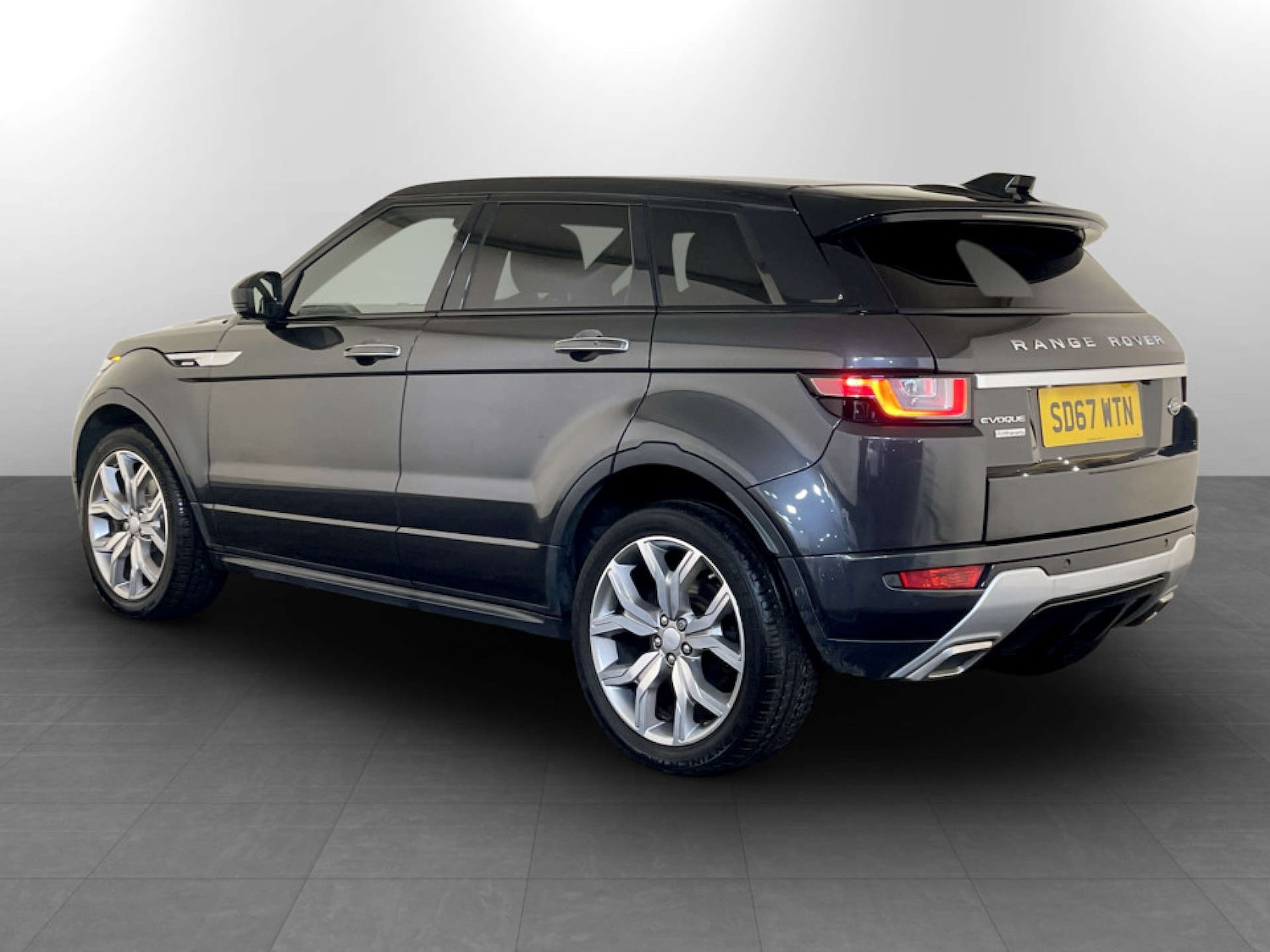 Used Land Rover Range Rover Evoque 2017 for sale - 77437682: Photo 8