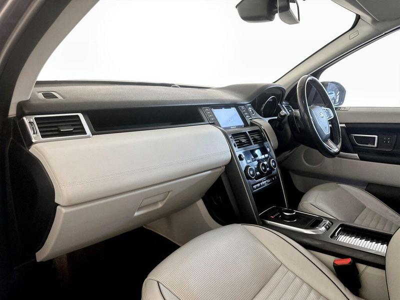 Used Land Rover Discovery Sport 2018 for sale - 76494491: Photo 12