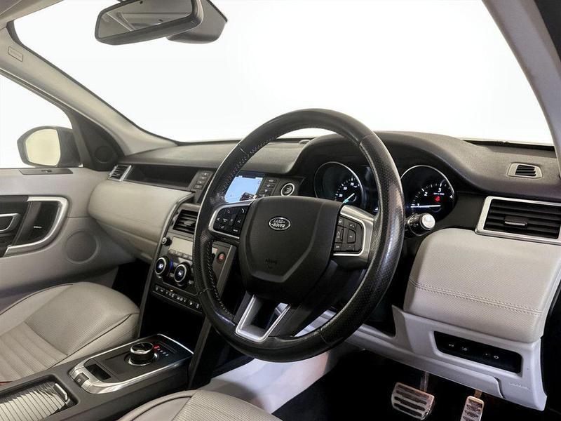 Used Land Rover Discovery Sport 2018 for sale - 76494491: Photo 15