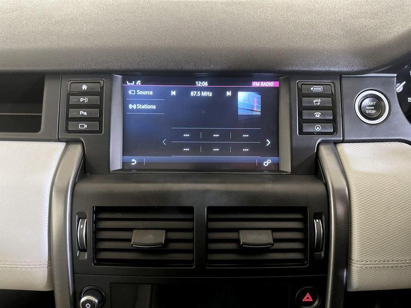 Used Land Rover Discovery Sport 2018 for sale - 76494491: Photo 24