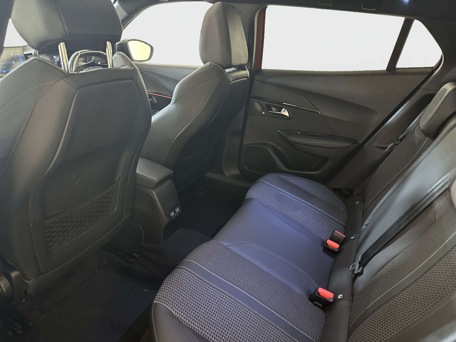 Used Peugeot 2008 2020 for sale - 77872431: Photo 14