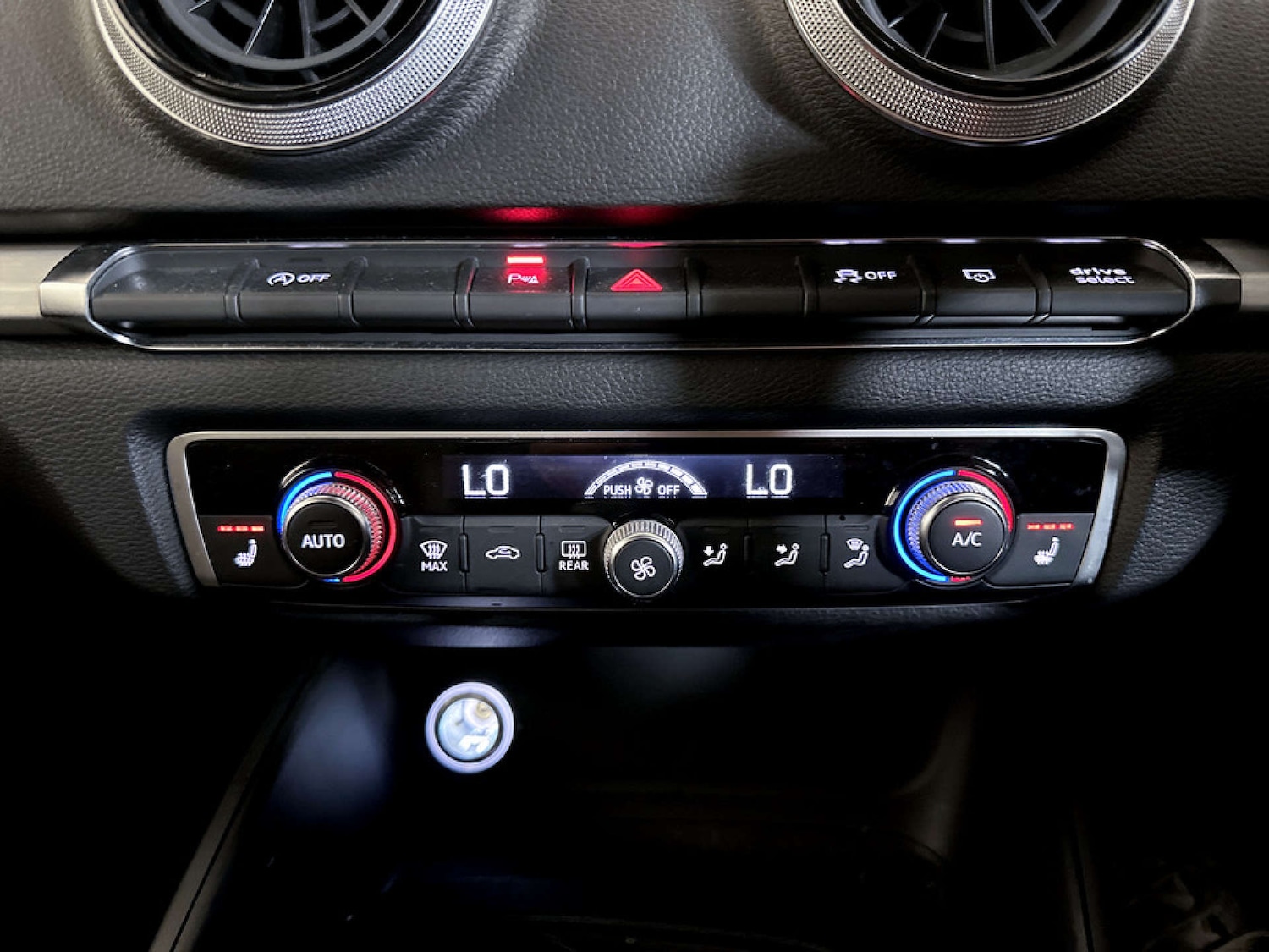 Used Audi A3 2018 for sale - 77271576: Photo 25