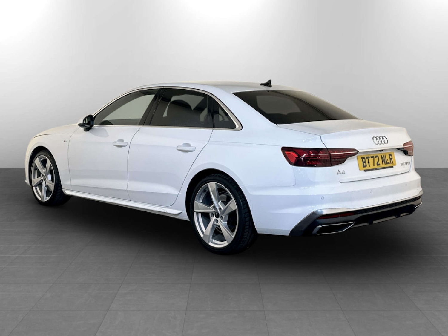 Used Audi A4 2022 for sale - 77186095: Photo 8