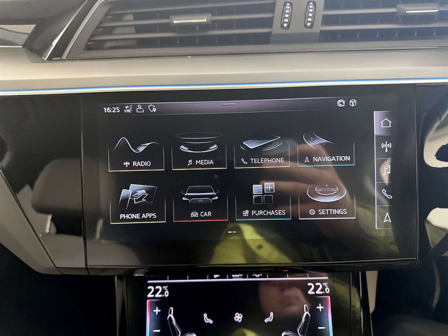 Used Audi e-tron 2020 for sale - 77185834: Photo 23