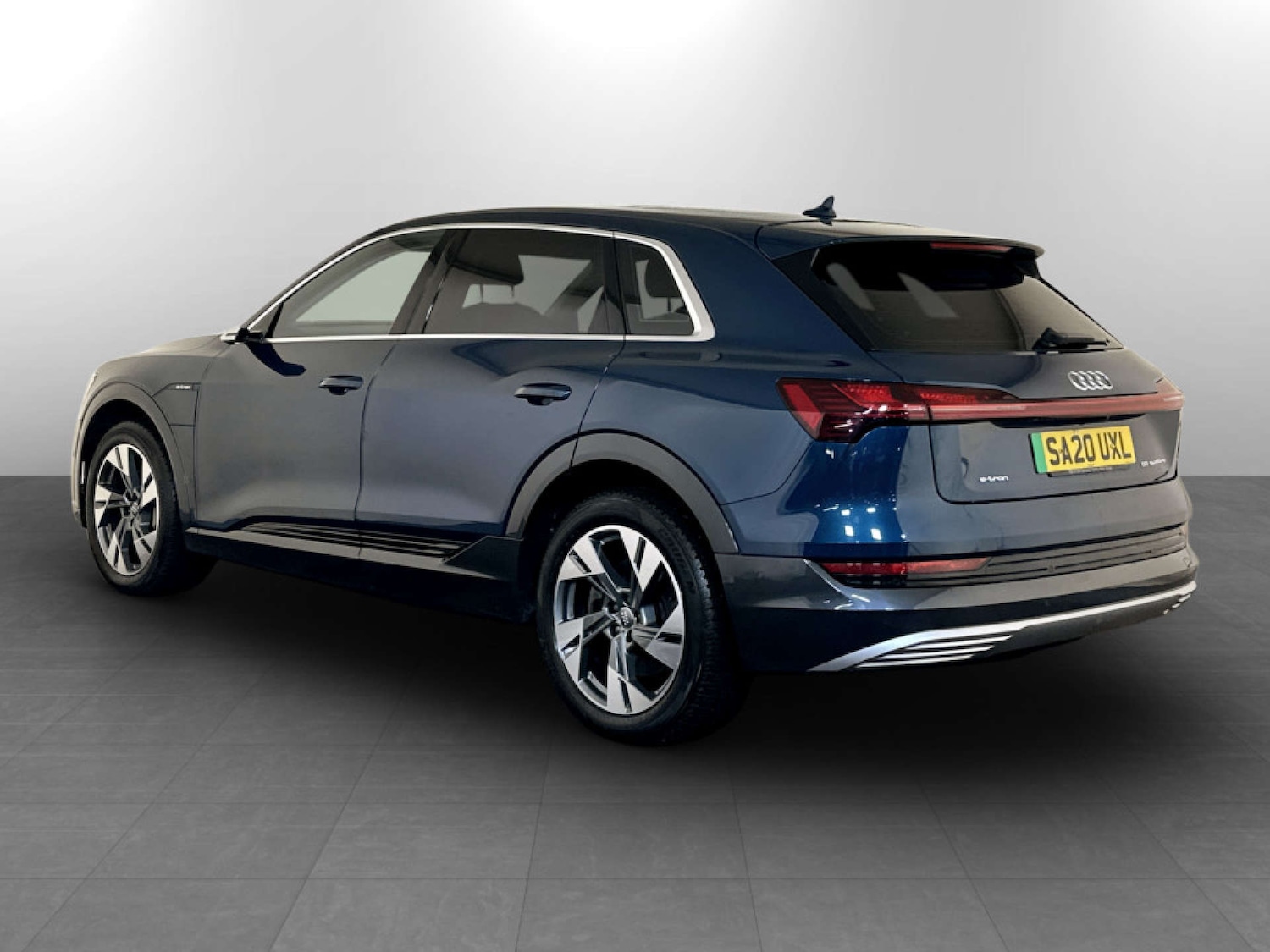 Used Audi e-tron 2020 for sale - 77185834: Photo 8