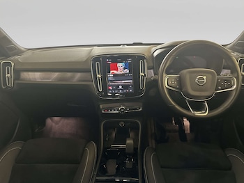 Used Volvo XC40 2022 for sale - 79420730: Photo