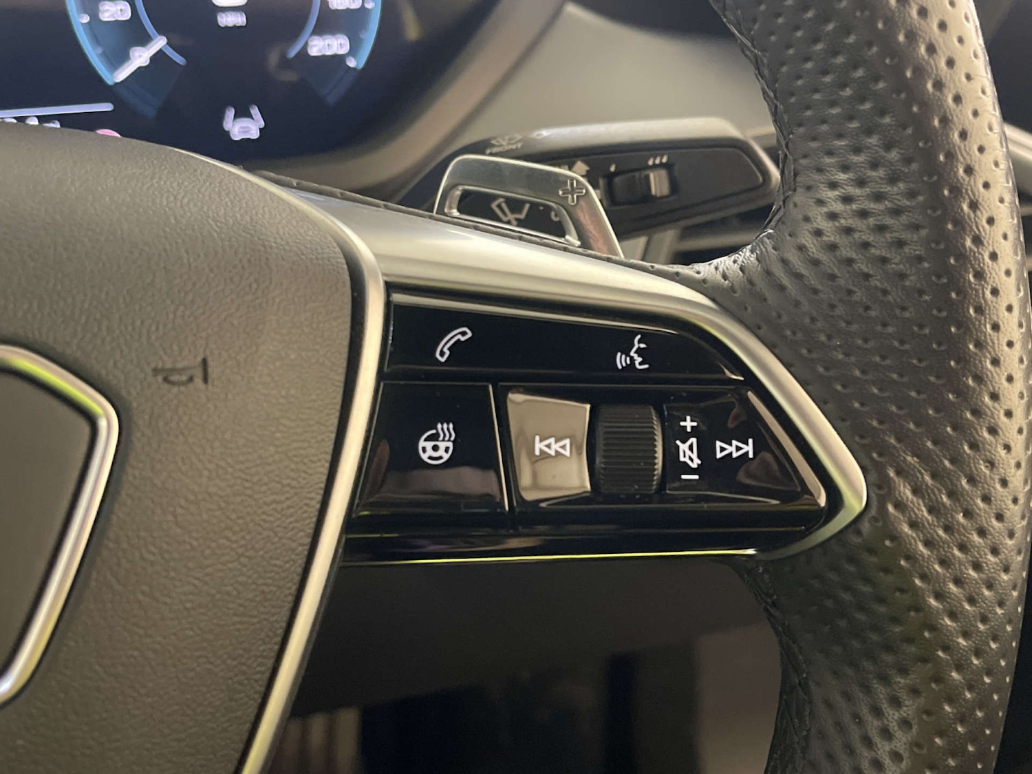 Used Audi e-tron GT 2023 for sale - 77998506: Photo 20