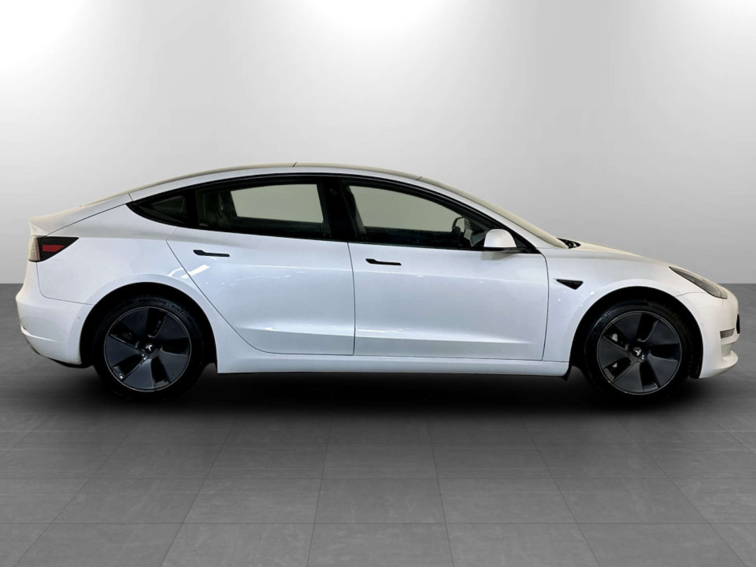 Used Tesla Model 3 2021 for sale - 77655580: Photo 10