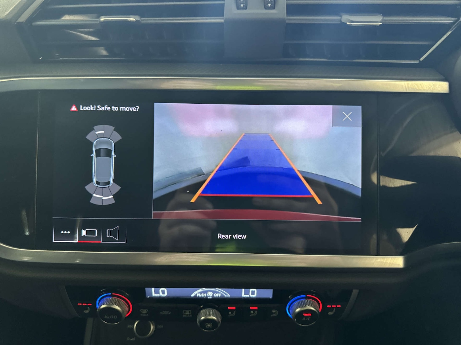 Used Audi Q3 2022 for sale - 77989899: Photo 22