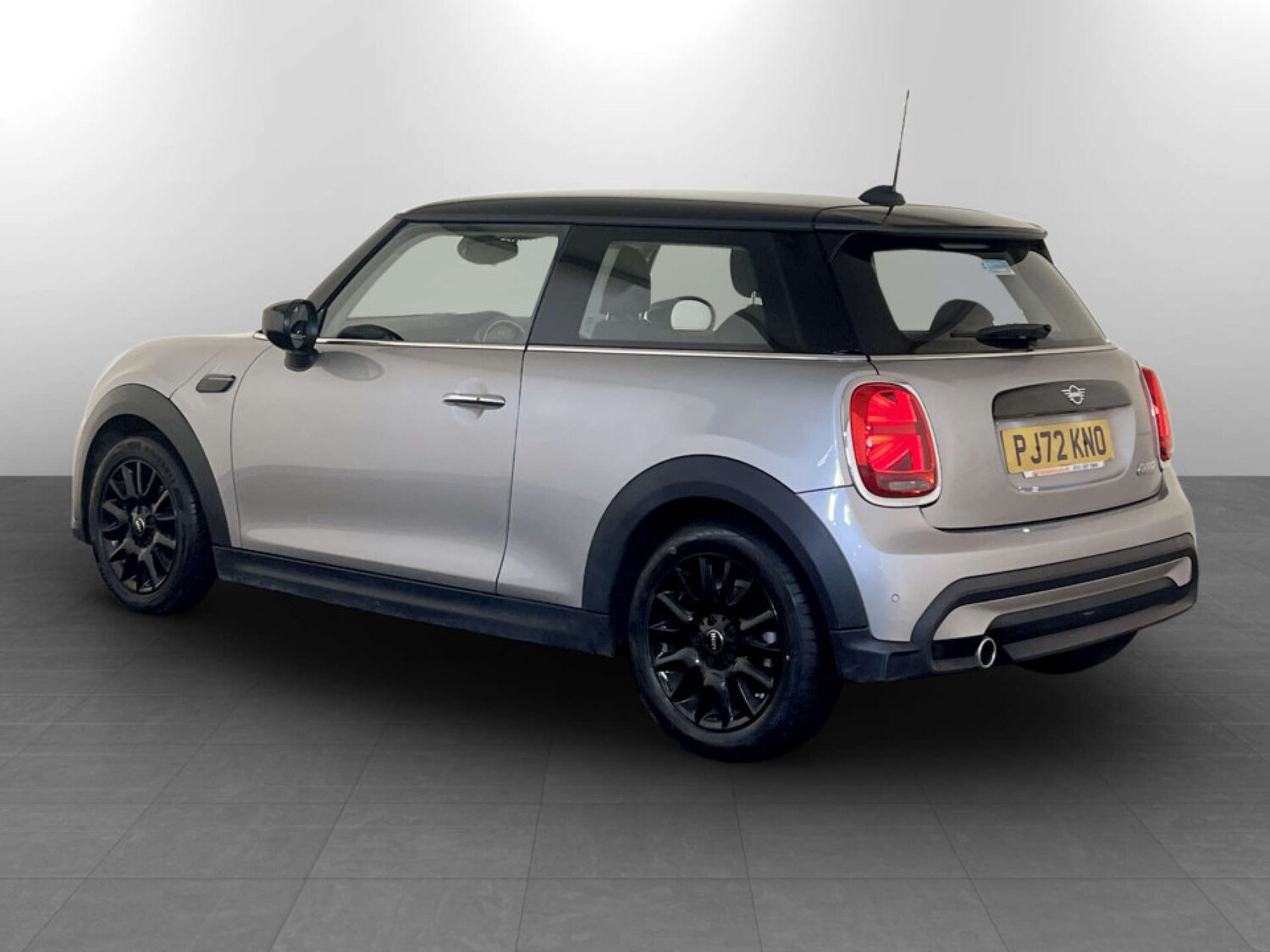 Used MINI Hatch 2023 for sale - 77701552: Photo 8
