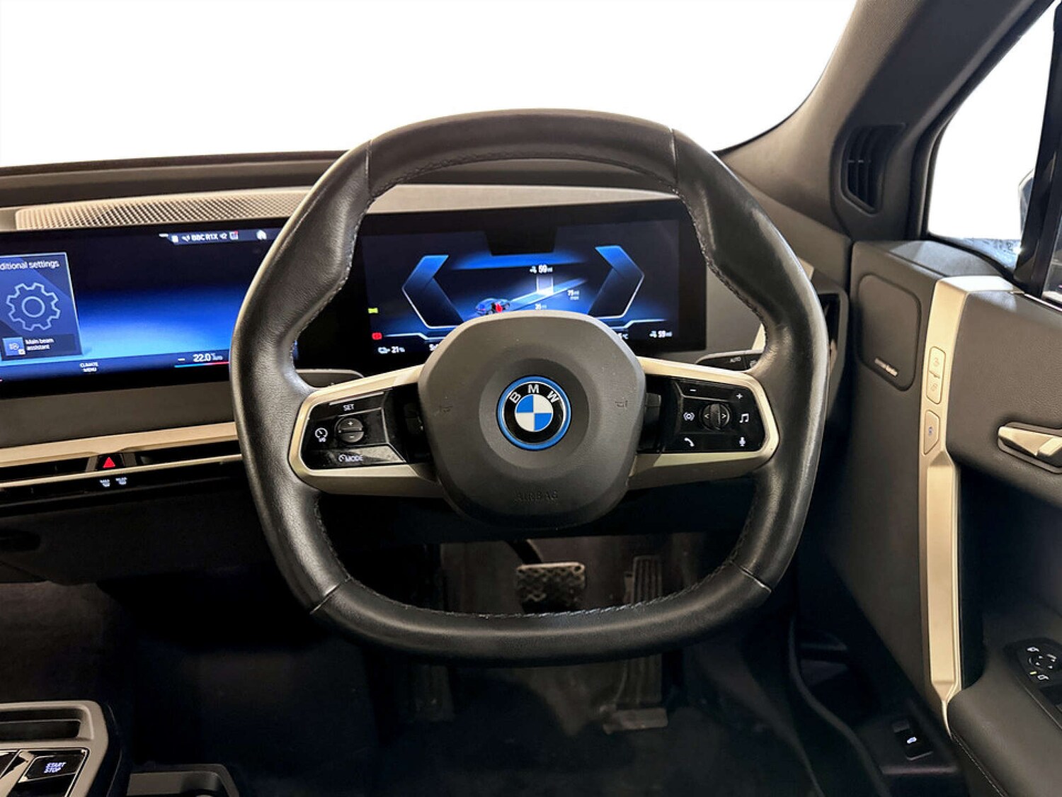 Used BMW iX 2022 for sale - 77470037: Photo 15