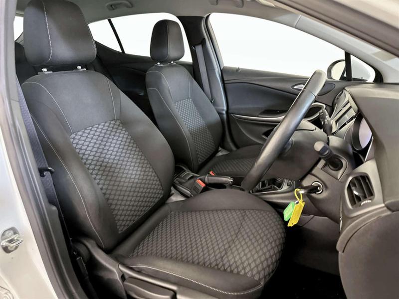 Used Vauxhall Astra 2018 for sale - 77063938: Photo 13