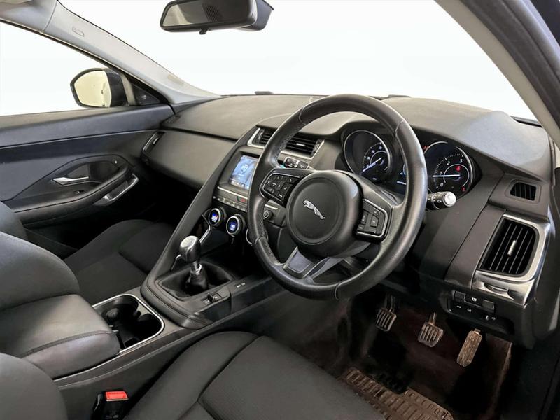 Used Jaguar E-Pace 2019 for sale - 76908613: Photo 15