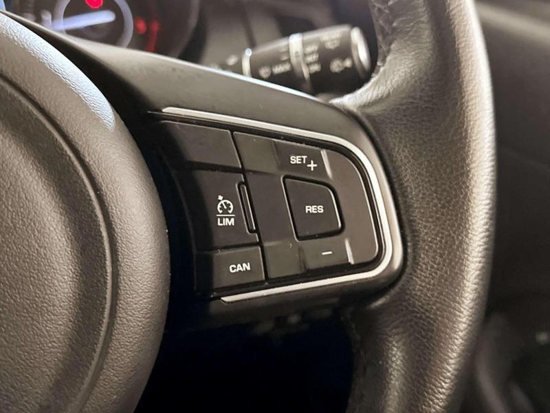 Used Jaguar E-Pace 2019 for sale - 76908613: Photo 19