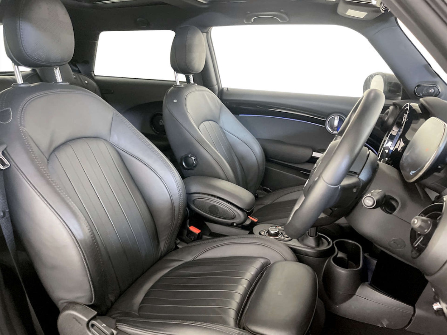 Used MINI Hatch 2022 for sale - 77595713: Photo 13