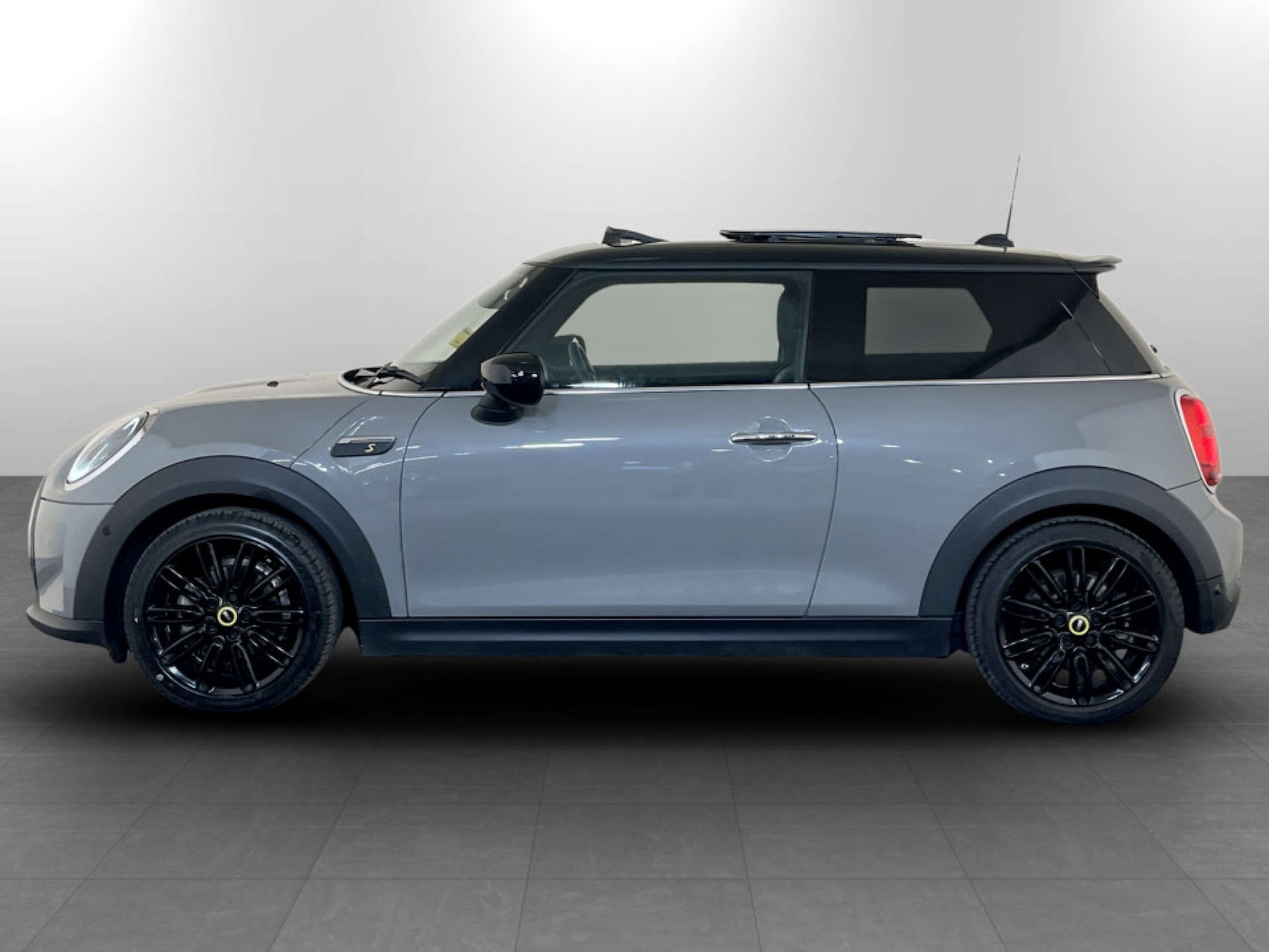 Used MINI Hatch 2022 for sale - 77595713: Photo 7