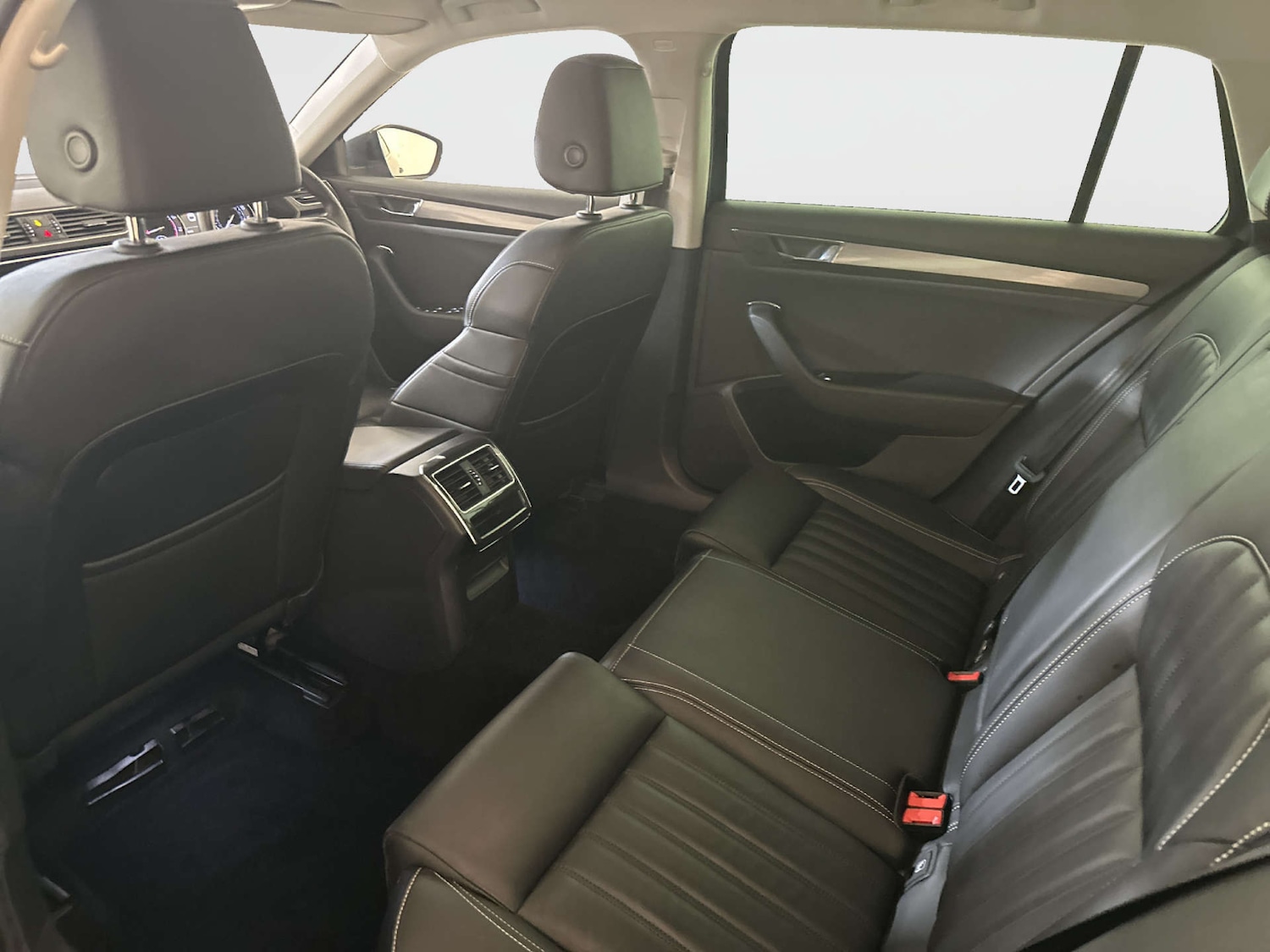 Used Skoda Superb 2020 for sale - 78179635: Photo 14