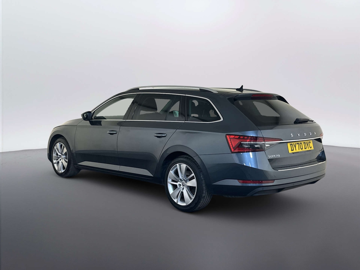 Used Skoda Superb 2020 for sale - 78179635: Photo 8