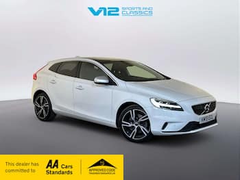 Used Volvo V40 2019 for sale - 79788496: Photo