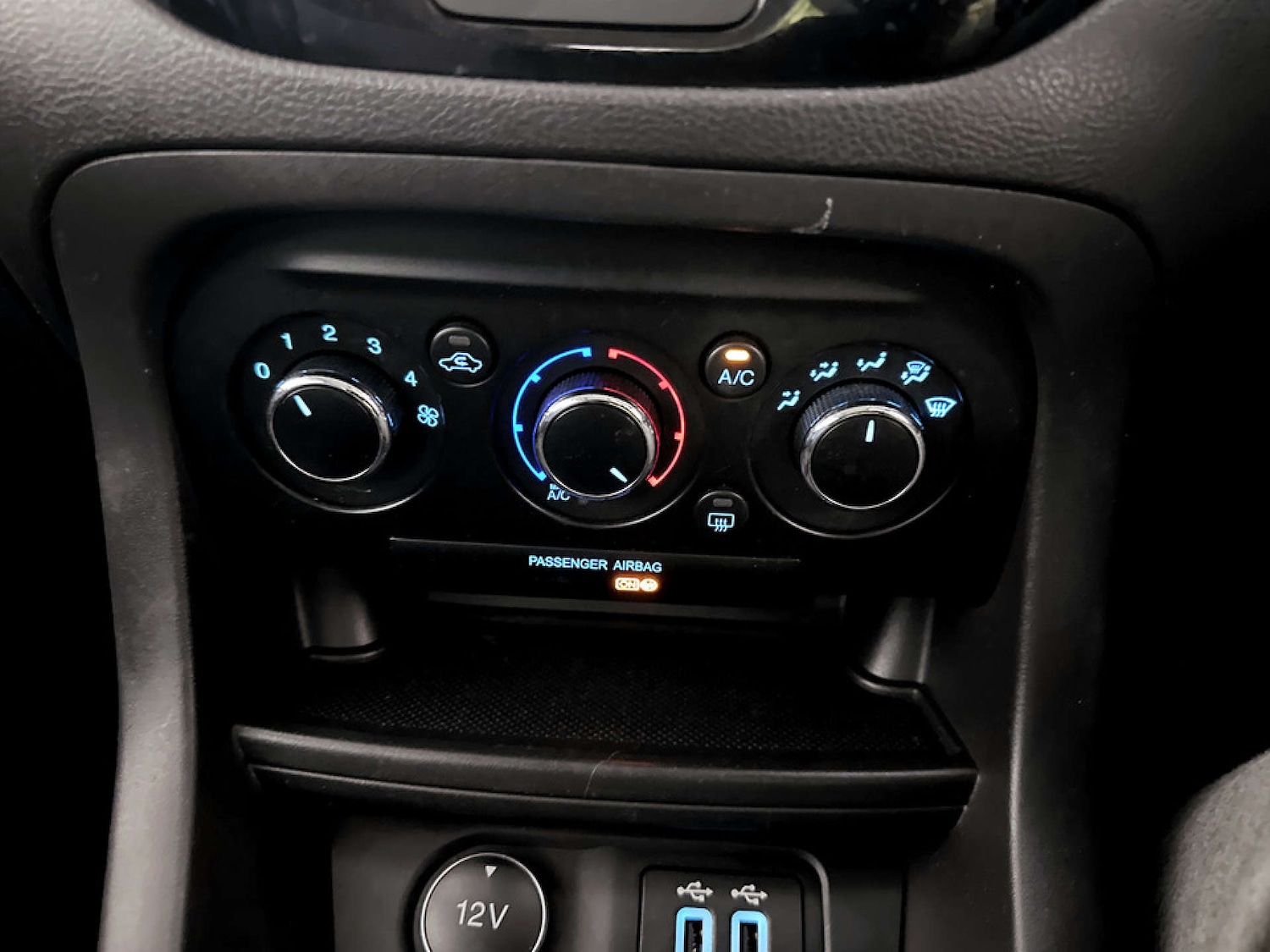 Used Ford Ka+ 2018 for sale - 77195825: Photo 24