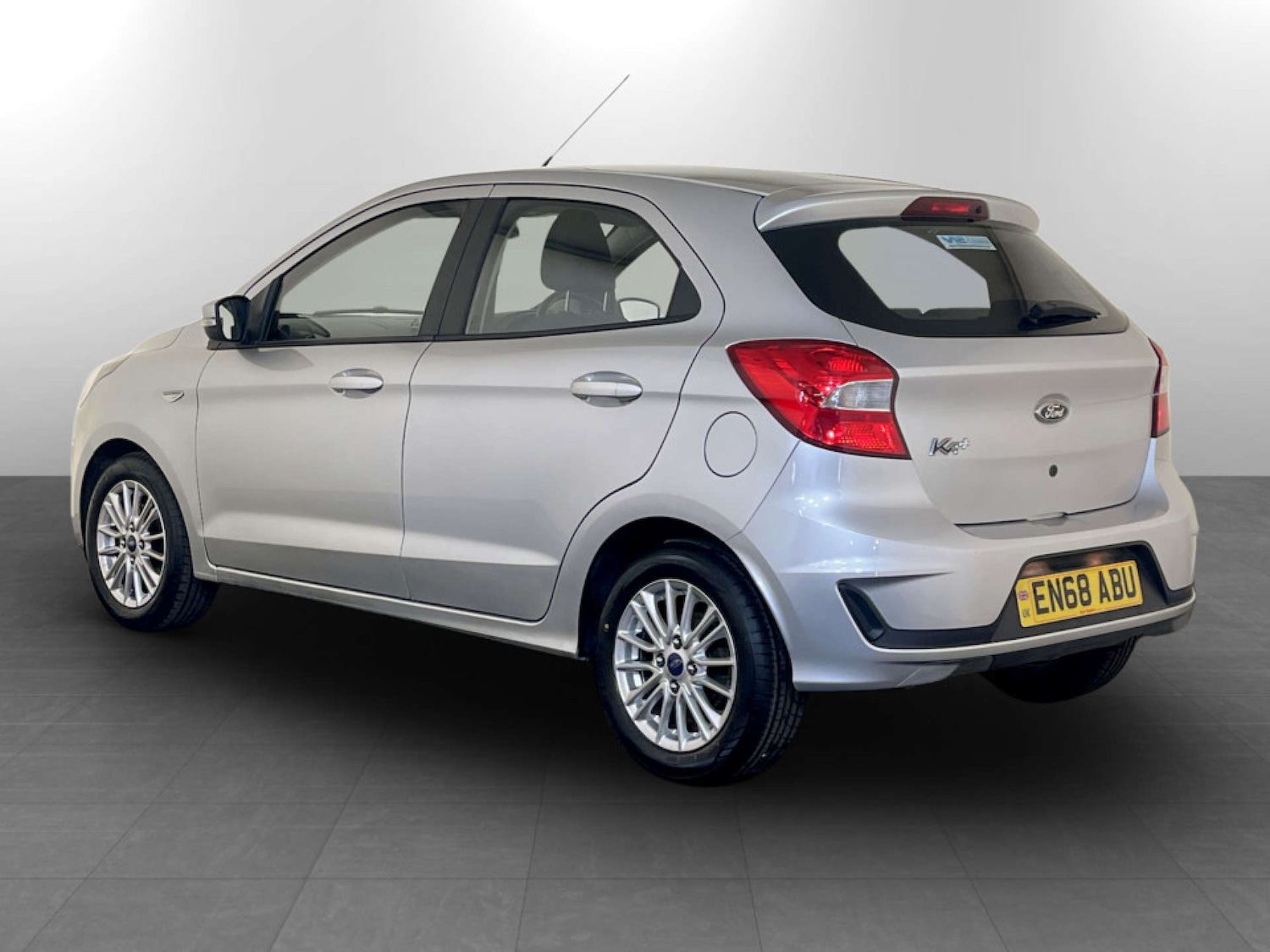 Used Ford Ka+ 2018 for sale - 77195825: Photo 8