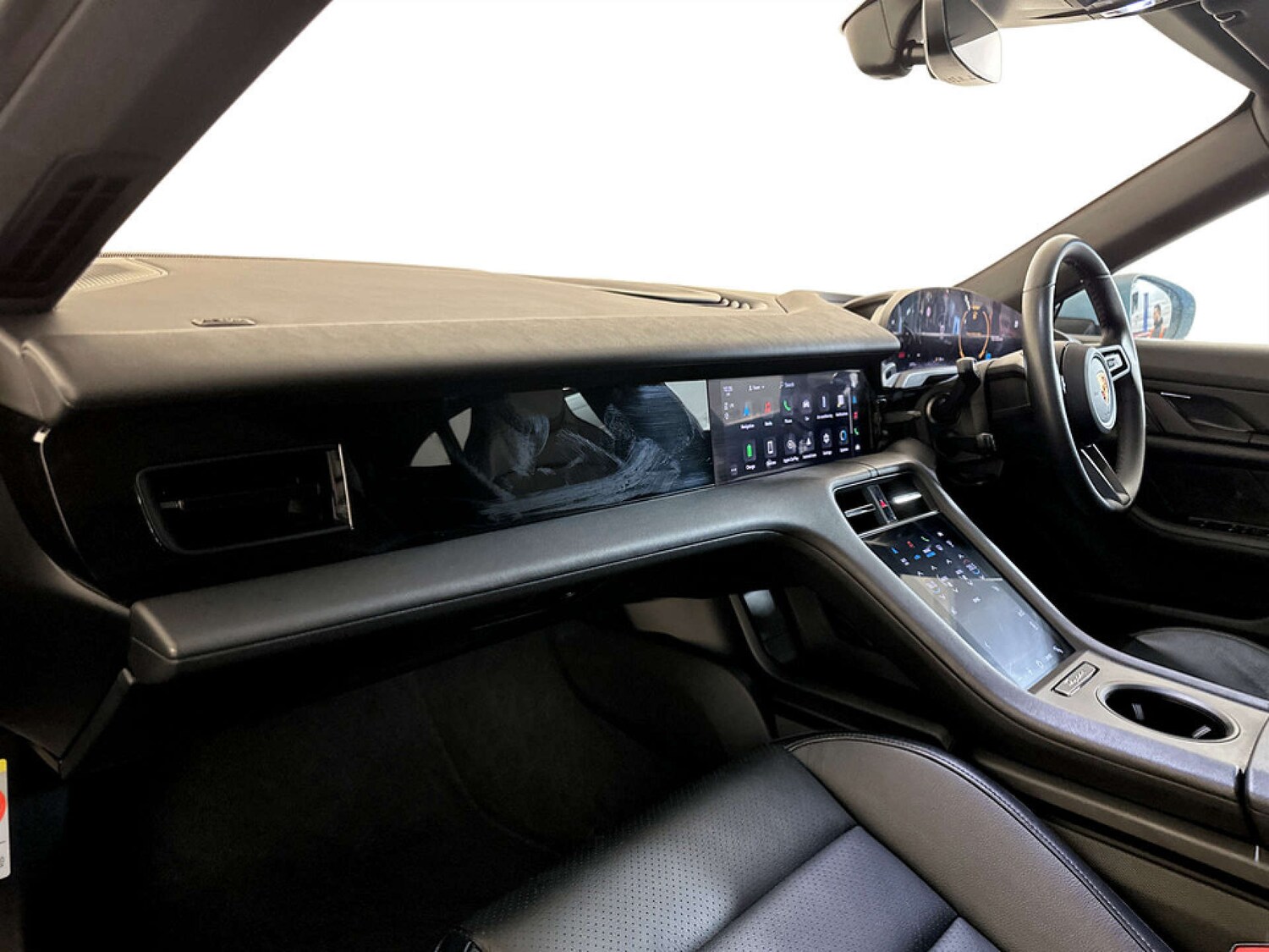 Used Porsche Taycan 2022 for sale - 77523427: Photo 11