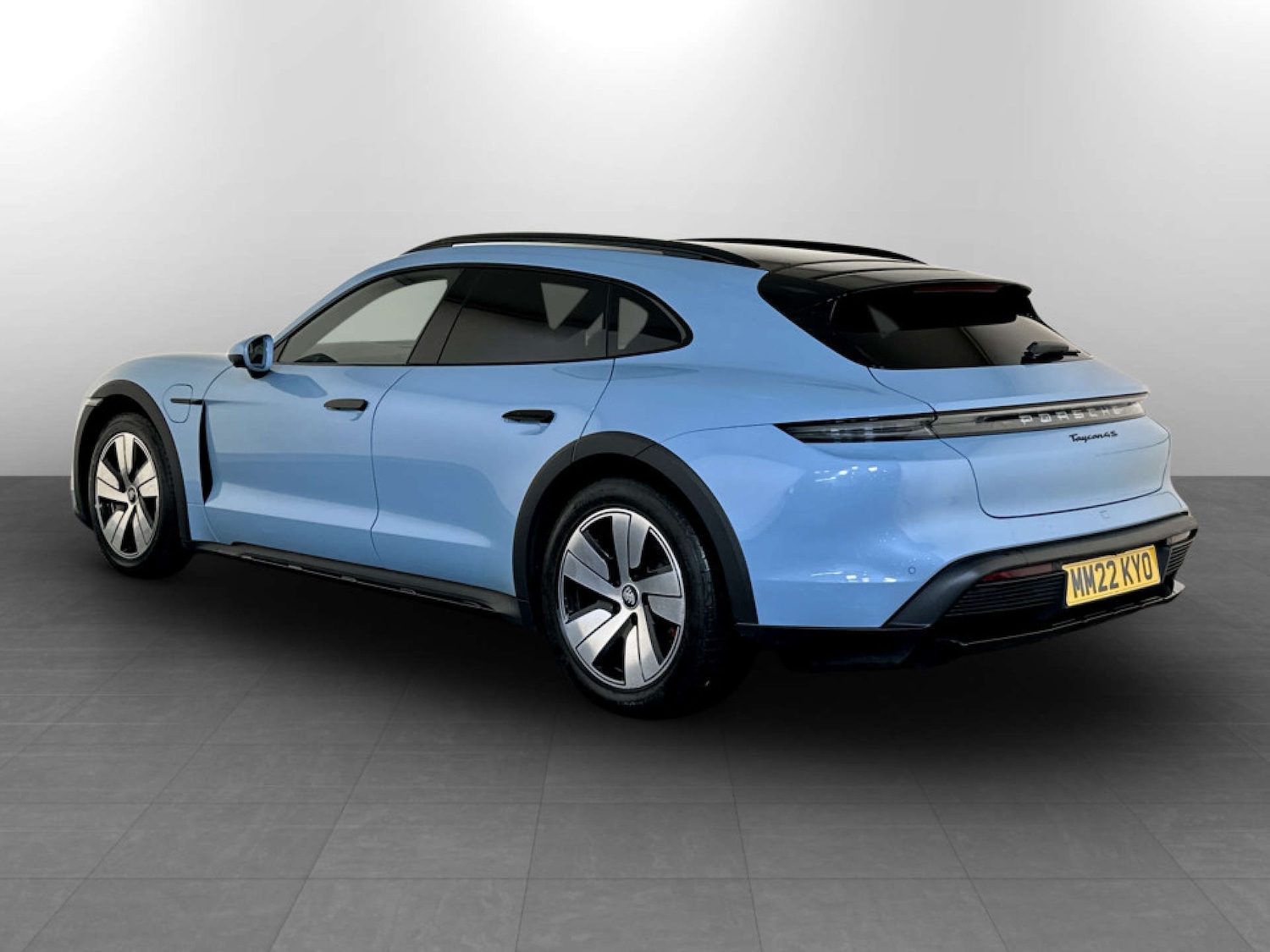 Used Porsche Taycan 2022 for sale - 77523427: Photo 7