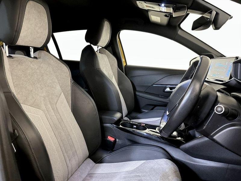 Used Peugeot 208 2021 for sale - 76545398: Photo 13