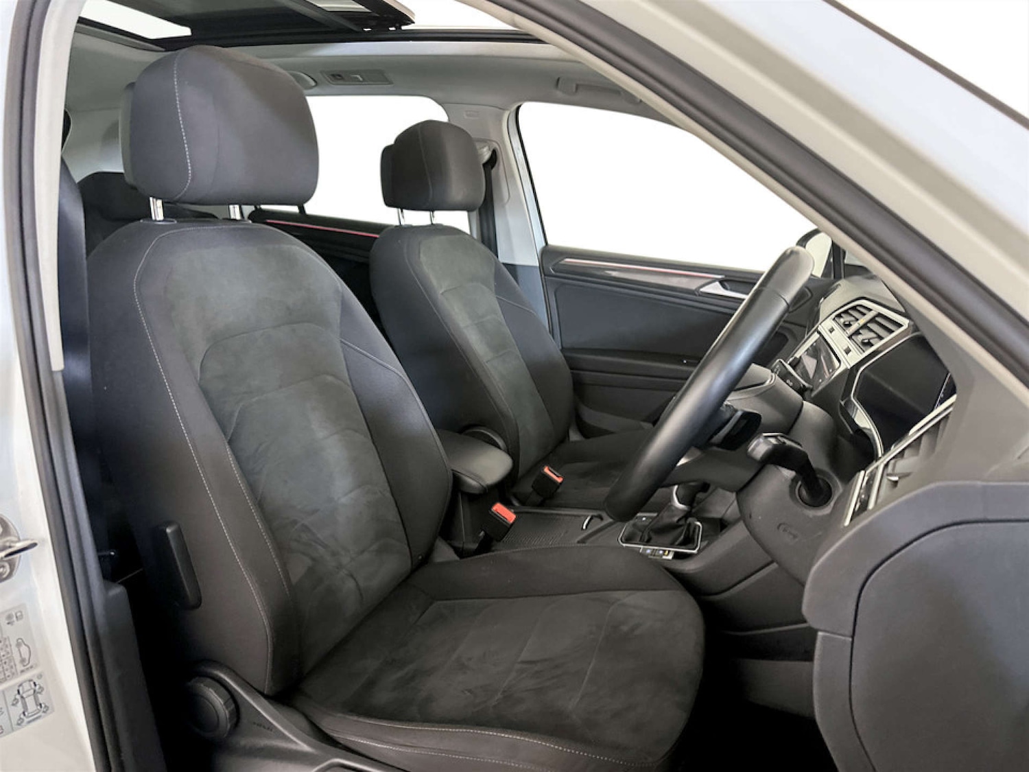 Used Volkswagen Tiguan 2023 for sale - 77583953: Photo 13