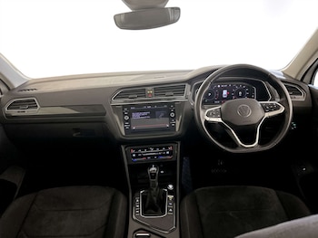 Used Volkswagen Tiguan 2023 for sale - 77583953: Photo