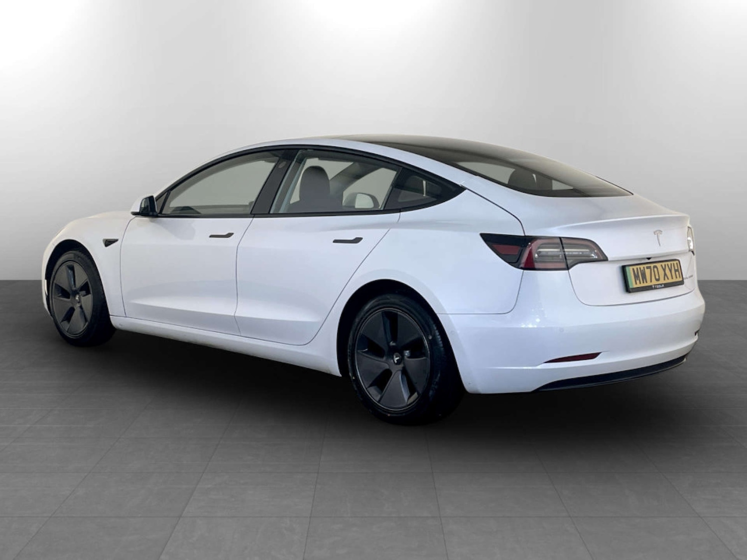 Used Tesla Model 3 2021 for sale - 77667897: Photo 8