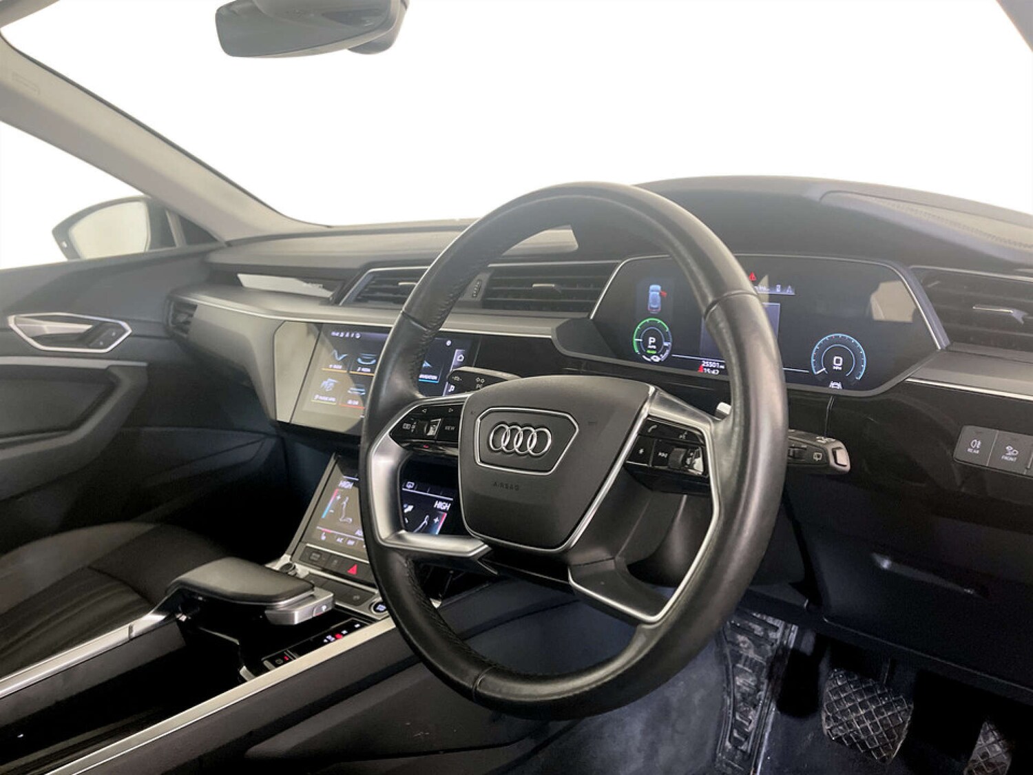 Used Audi e-tron 2021 for sale - 77523237: Photo 15