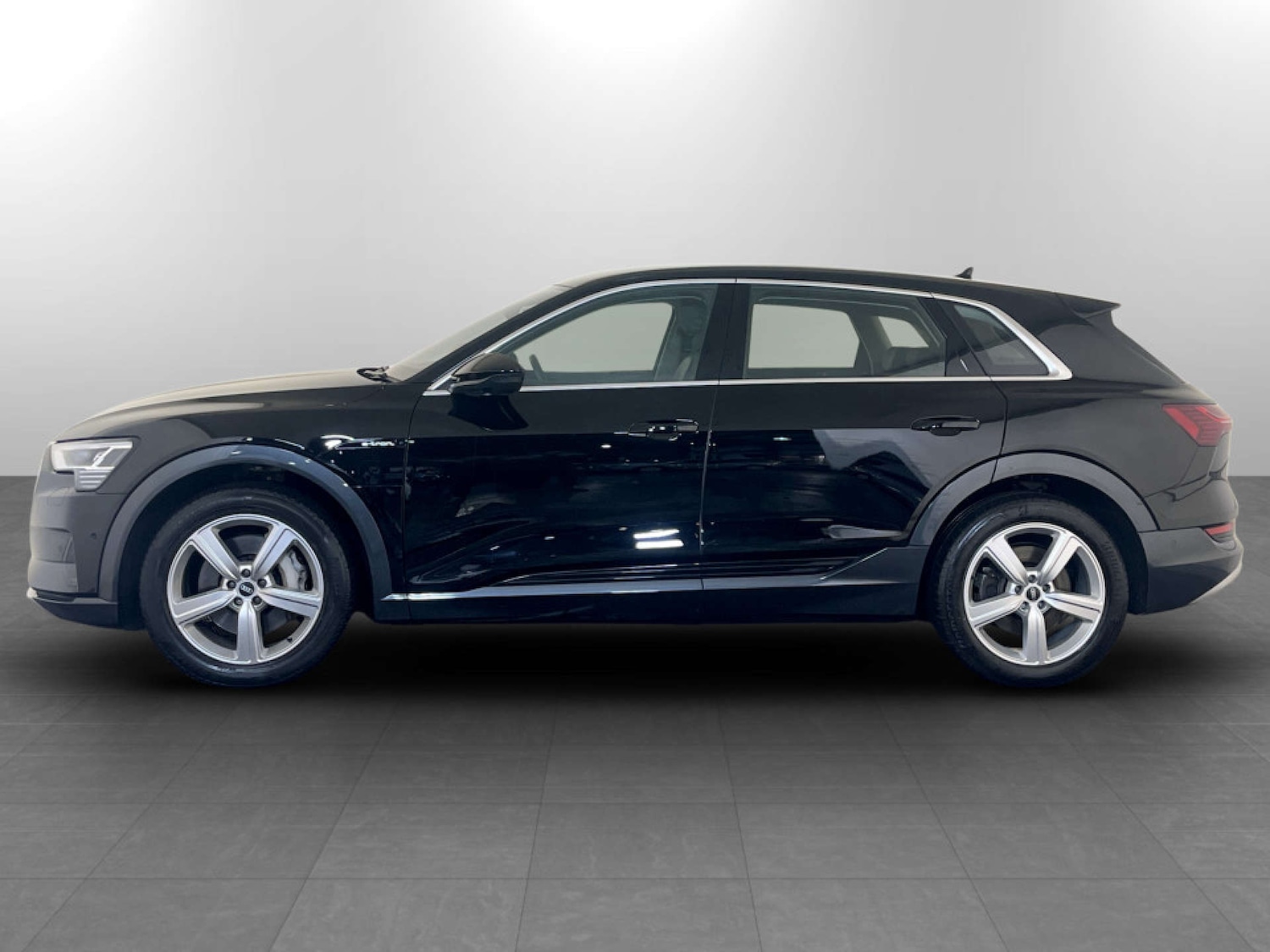 Used Audi e-tron 2021 for sale - 77523237: Photo 7