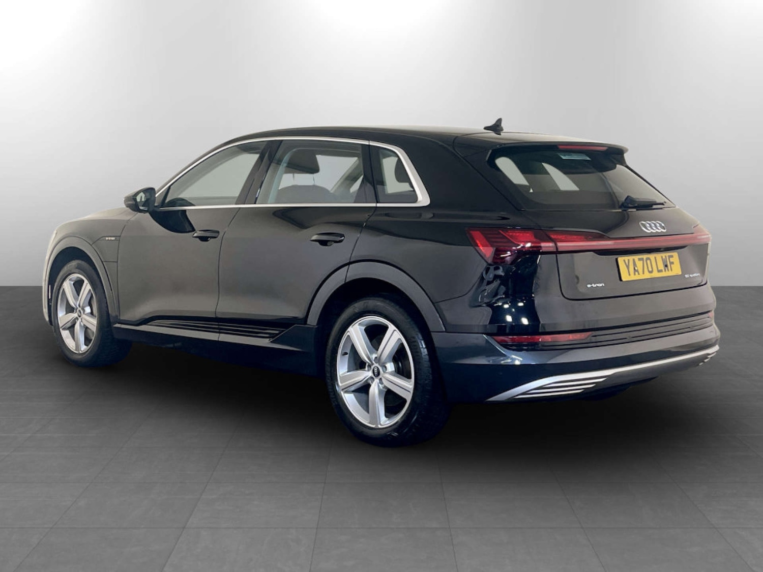 Used Audi e-tron 2021 for sale - 77523237: Photo 8