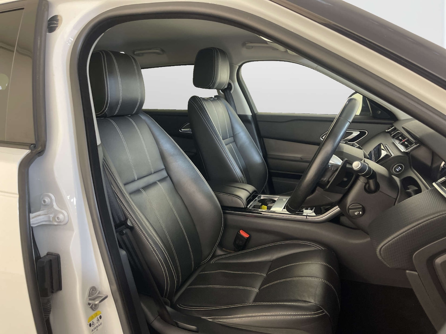 Used Land Rover Range Rover Velar 2018 for sale - 77920782: Photo 13