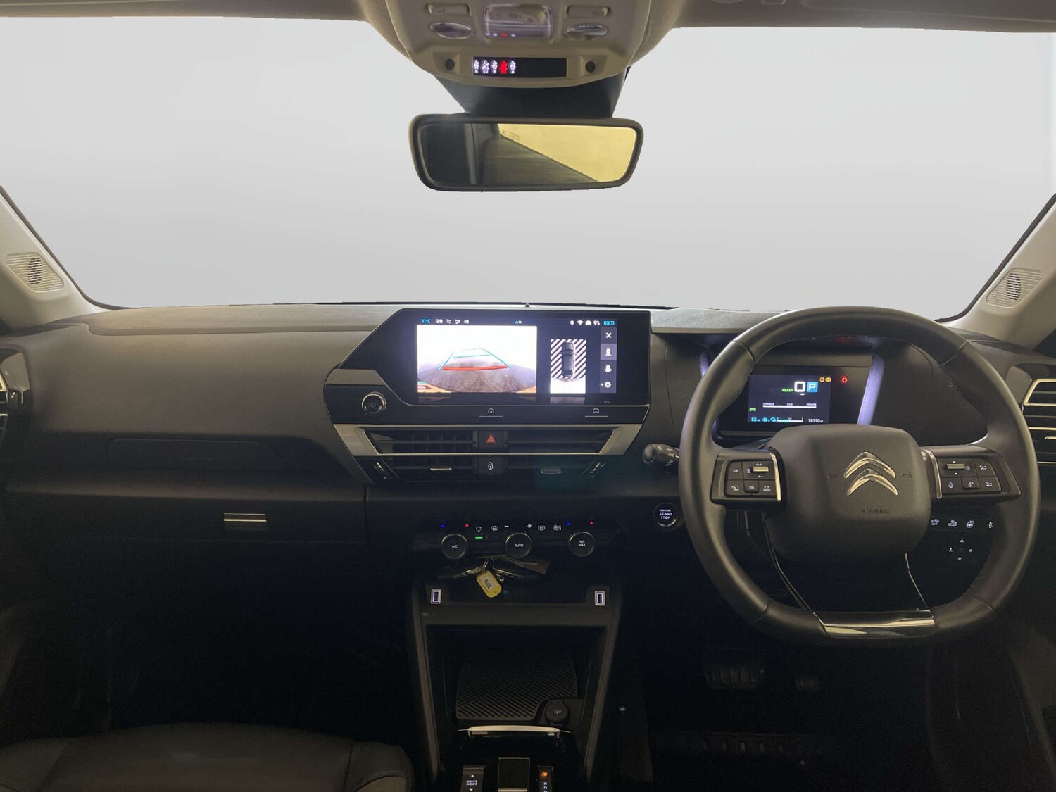 Used Citroen C4 X 2023 for sale - 77920795: Photo 3