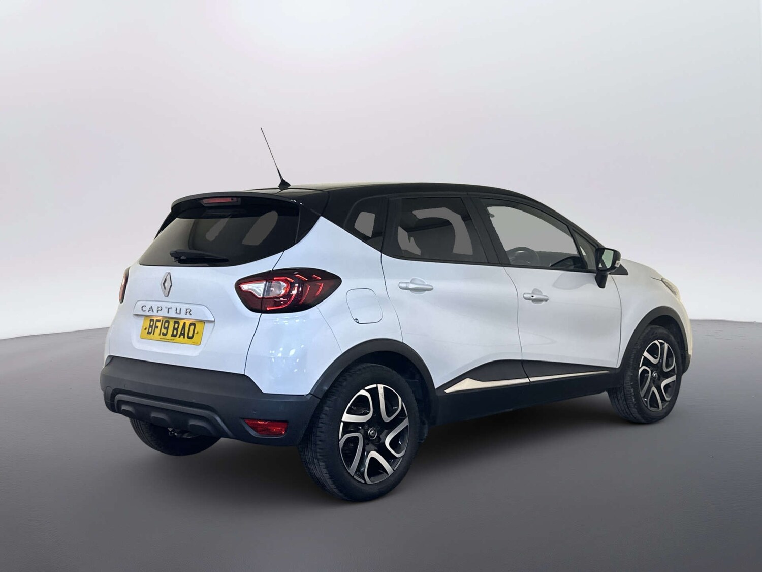 Used Renault Captur 2019 for sale - 77950423: Photo 10