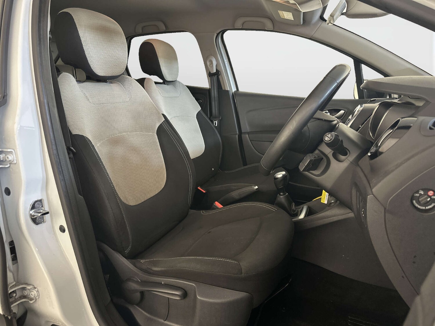 Used Renault Captur 2019 for sale - 77950423: Photo 13