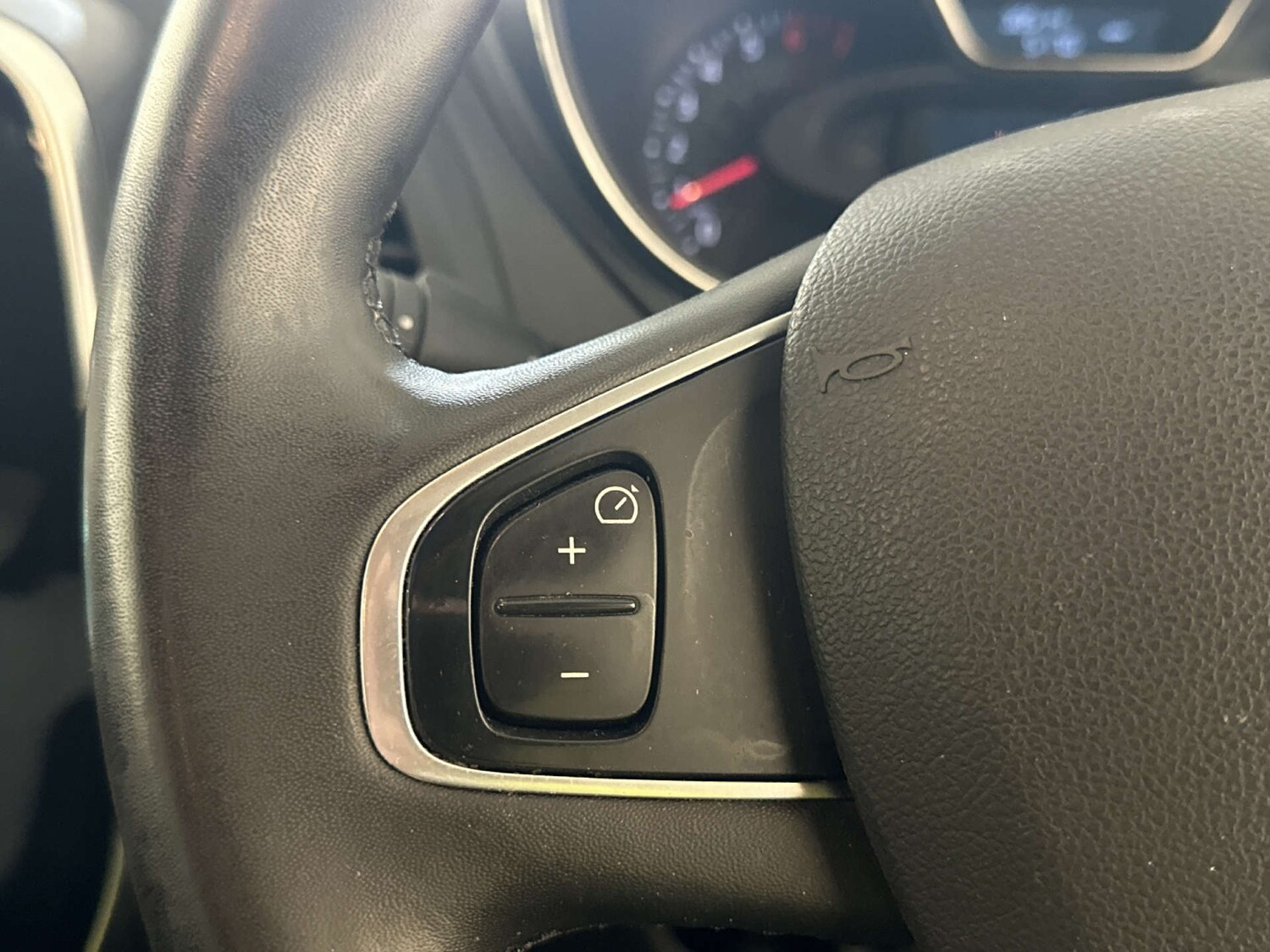 Used Renault Captur 2019 for sale - 77950423: Photo 17