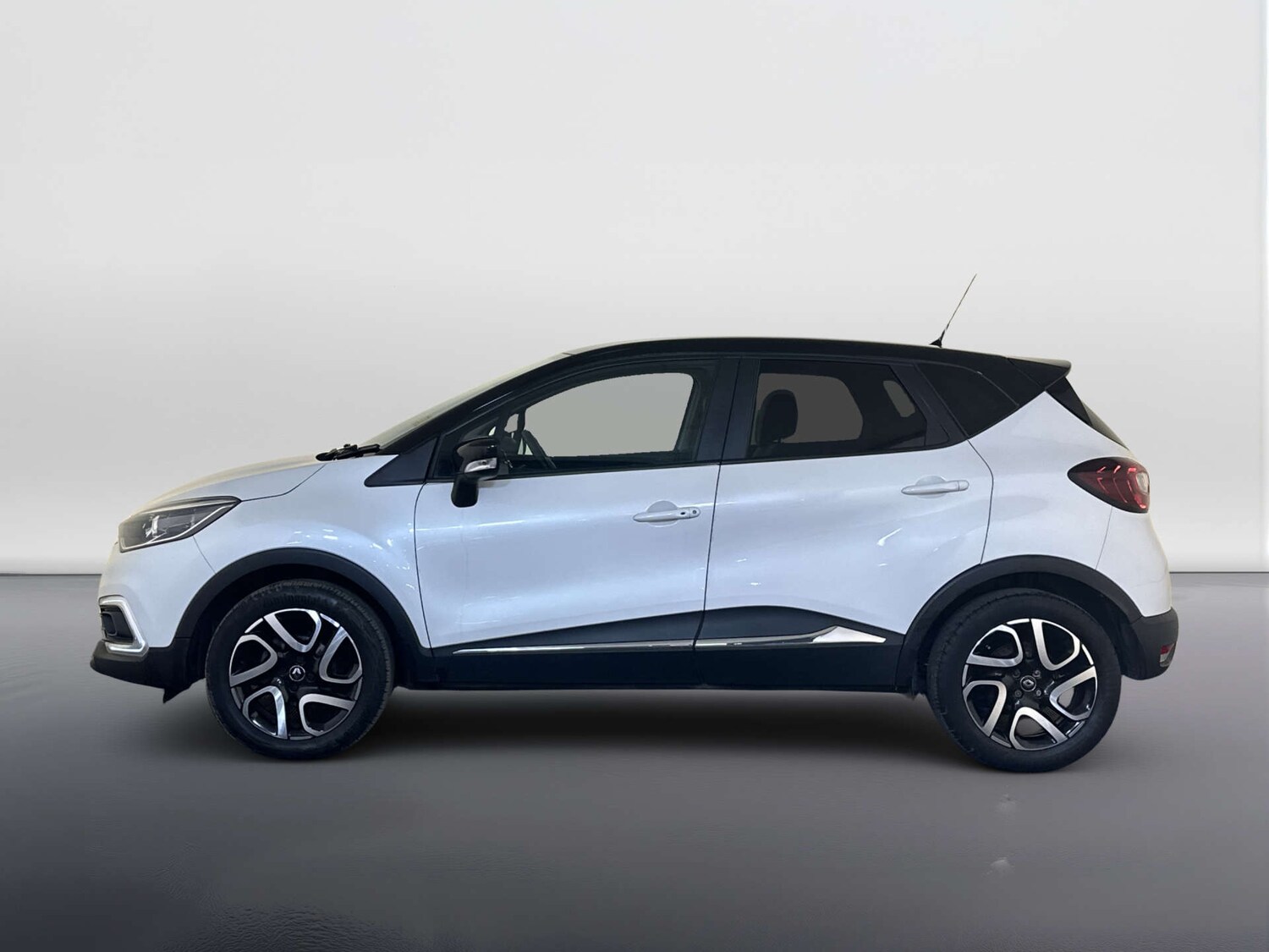 Used Renault Captur 2019 for sale - 77950423: Photo 7