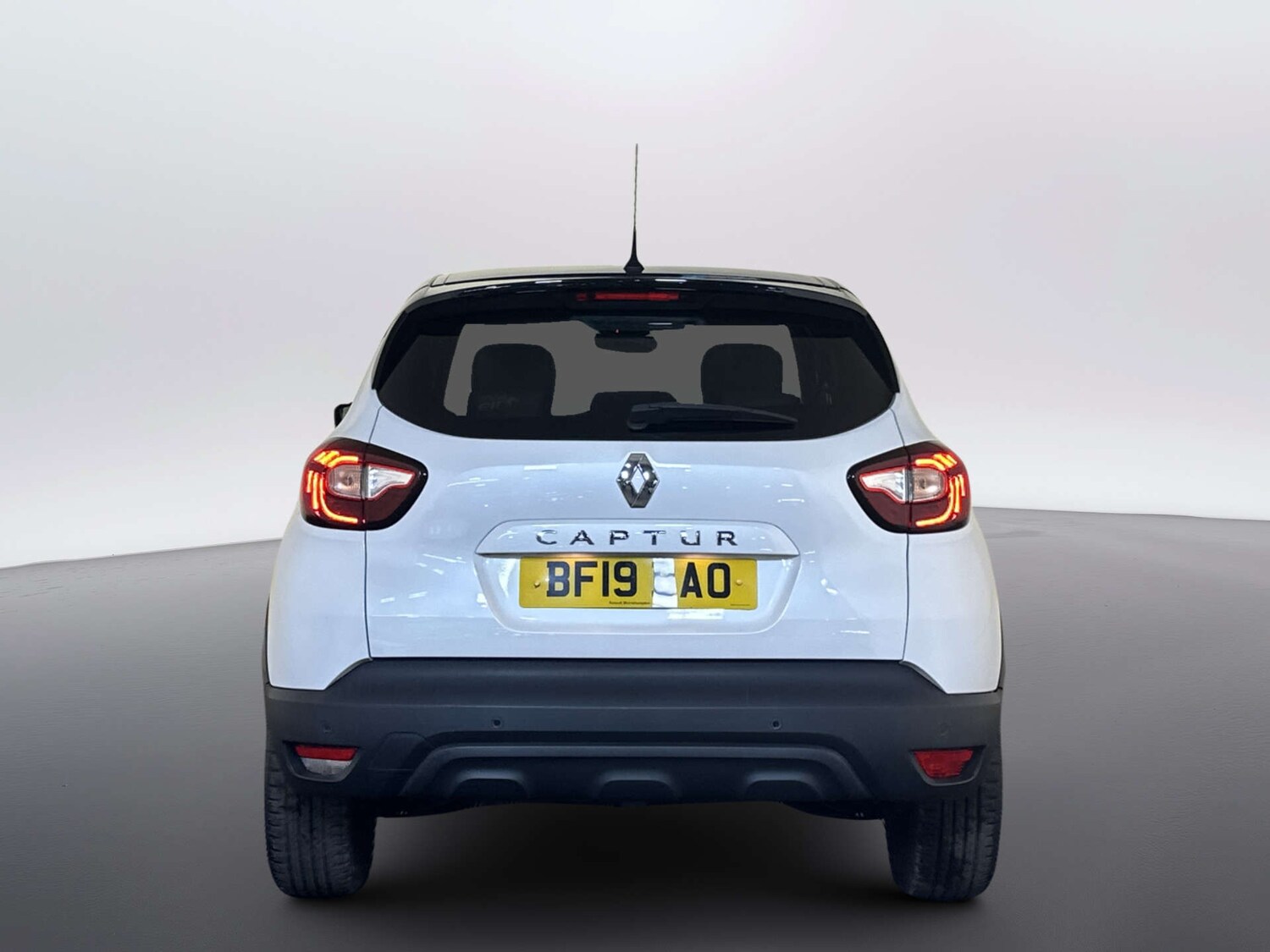 Used Renault Captur 2019 for sale - 77950423: Photo 9