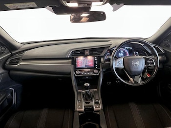Used Honda Civic 2018 for sale - 75712818: Photo
