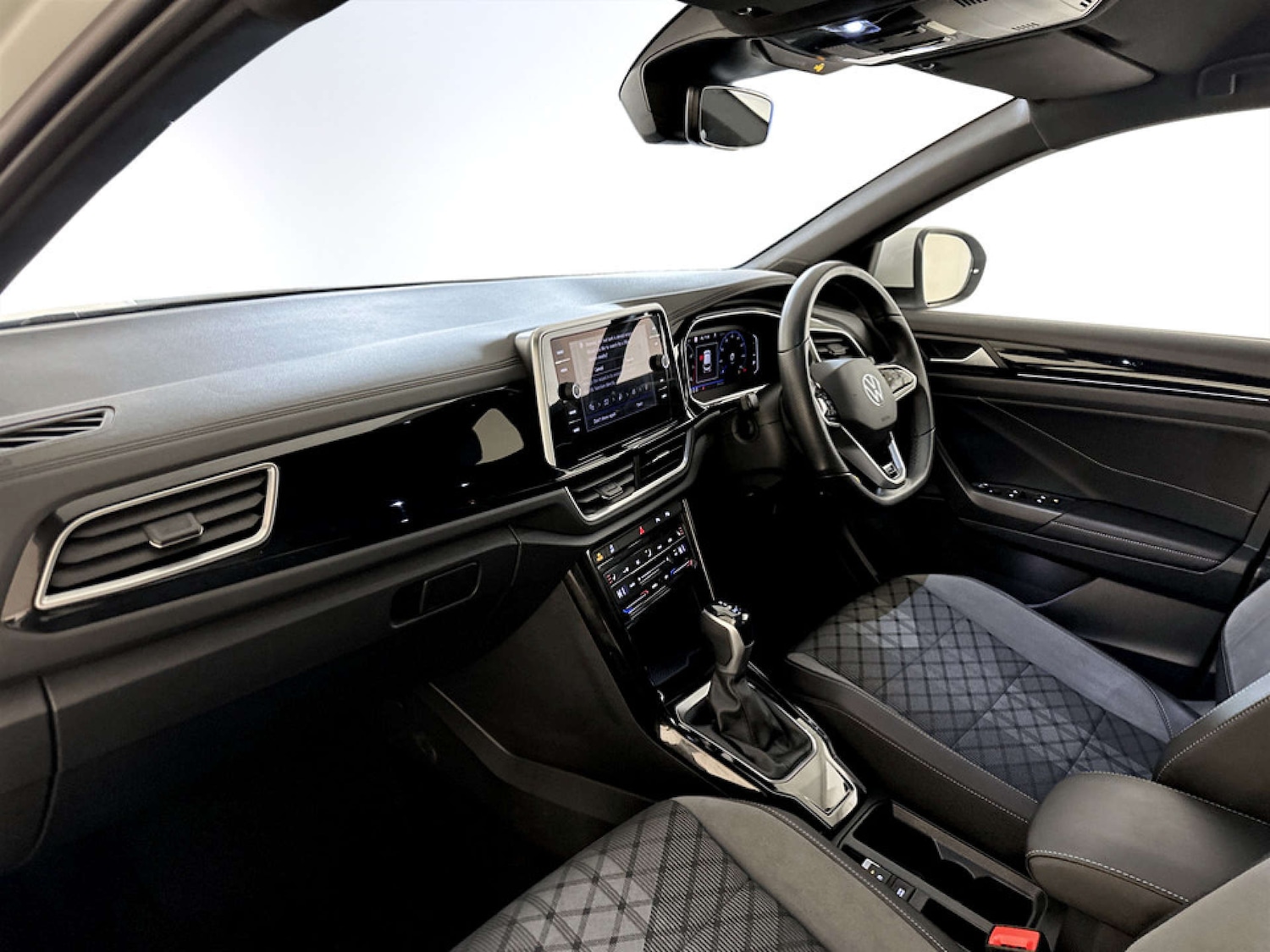 Used Volkswagen T-Roc 2022 for sale - 77185743: Photo 12