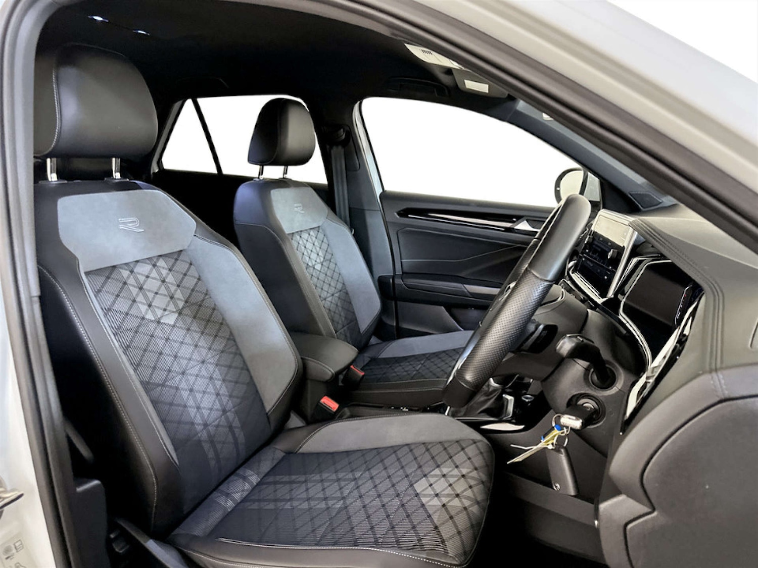 Used Volkswagen T-Roc 2022 for sale - 77185743: Photo 13